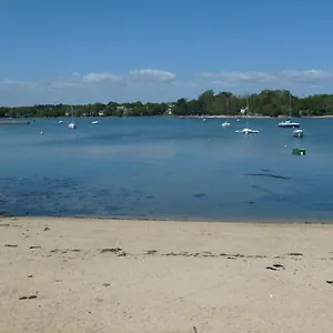 https://a-350m-de-la-plage.inbrittany.com