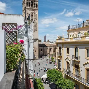 https://duplex-luxury-giralda-with-terrace.es-andalucia.com